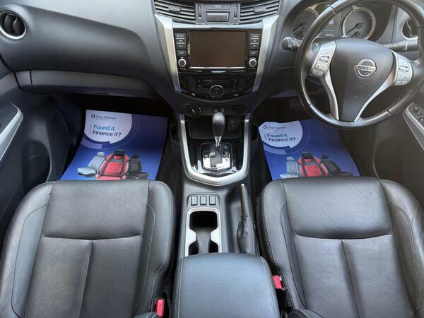 Nissan Navara 2.3 Dci Tekna 4Wd Euro 6 Black #2