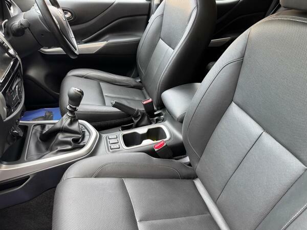 Nissan Navara 2.3 Dci Tekna 4Wd Euro 6 Ss Black #4