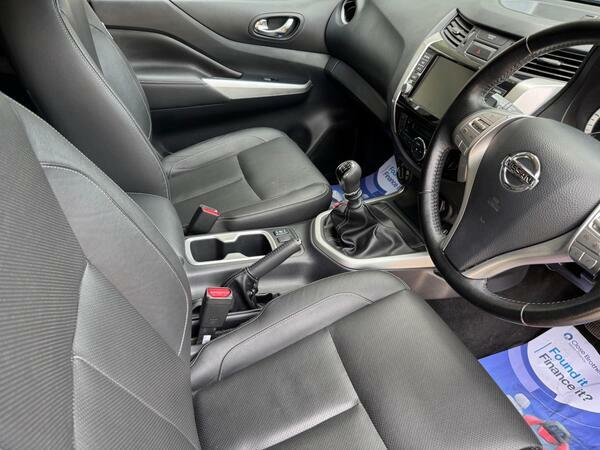 Nissan Navara 2.3 Dci Tekna 4Wd Euro 6 Ss Black #6