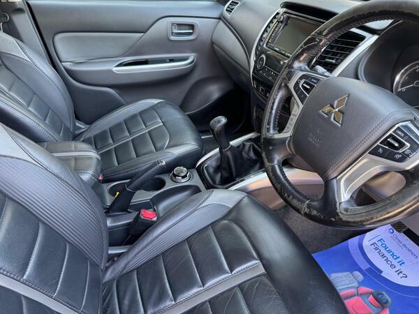 Mitsubishi L200 2.4 Di-d Dc Barbarian 4Wd Euro 6 Black #4