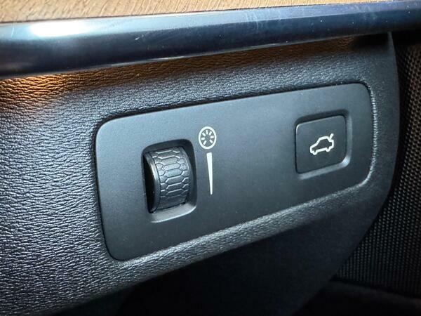 Volvo XC90 D5powerpulseawd Inscription Phone Int F Silver #24