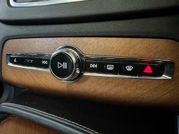 Volvo XC90 D5powerpulseawd Inscription Phone Int F Silver #18
