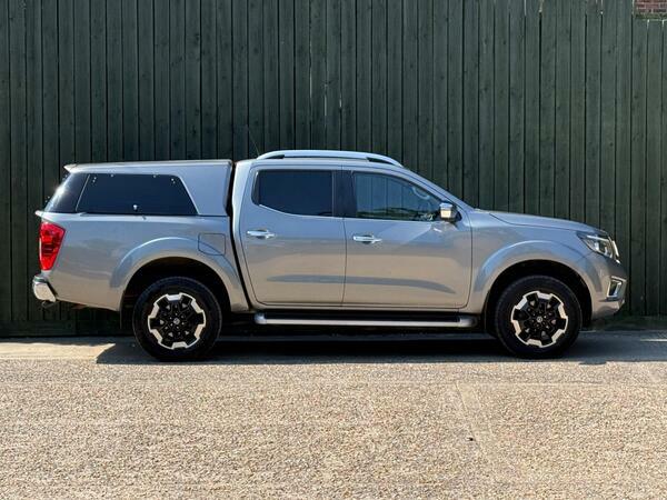 Nissan Navara Double Cab Pick Up Tekna 2.3Dci 190 Tt 4Wd 20 White #19