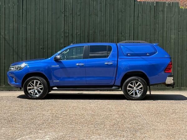Toyota HILUX Hilux Invincible D-4d 4Wd Double Cab Black #10