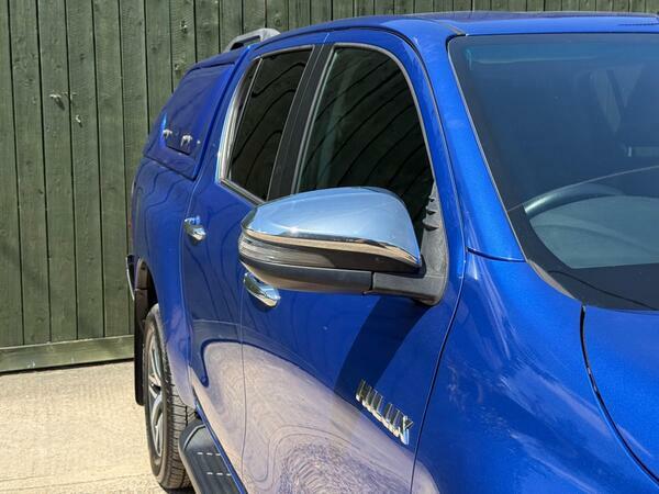 Toyota HILUX Hilux Invincible D-4d 4Wd Double Cab Black #36