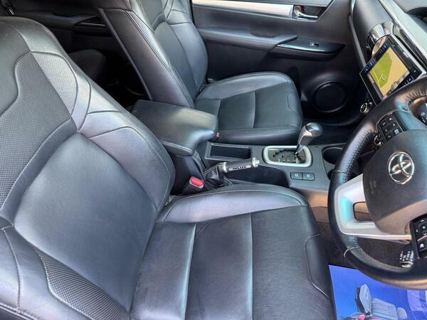 Toyota HILUX 2.4 D-4d Invincible 4Wd Euro 6 Ss Tss Blue #2
