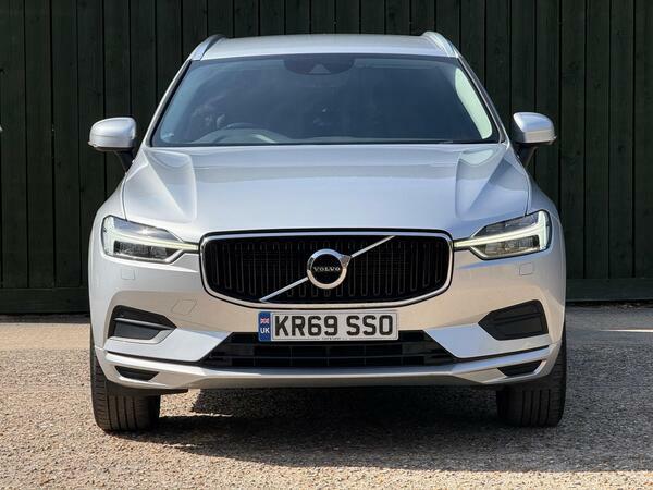Volvo XC60 2.0 D4 Momentum Euro 6 Ss Silver #4