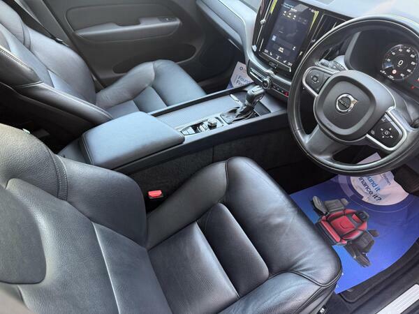 Volvo XC60 2.0 D4 Momentum Euro 6 Ss Silver #5