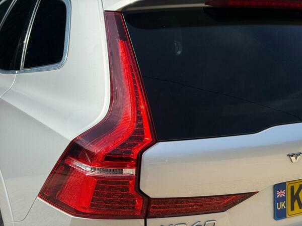 Volvo XC60 2.0 T8 390 Hybrid R-design Pro Awd Geartroni #36
