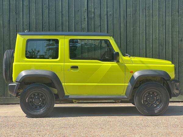 Suzuki Jimny White #14
