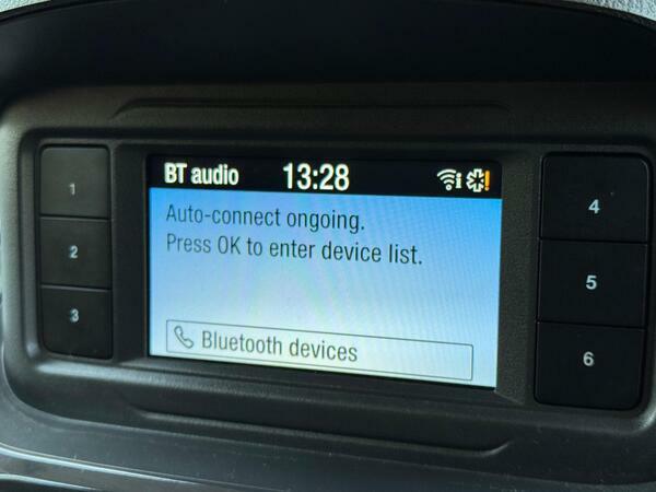 Ford Transit Courier Courier Black #32