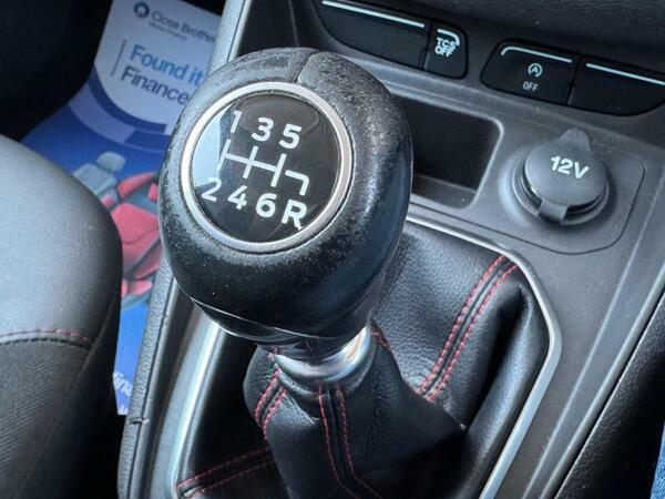 Ford Transit Courier Courier Black #27
