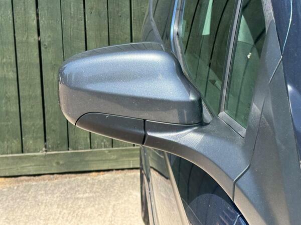 Ford Transit Courier Courier Black #37