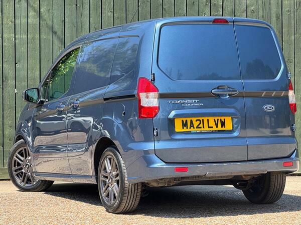 Ford Transit Courier Courier Black #10