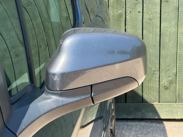 Ford Transit Courier Courier Black #38
