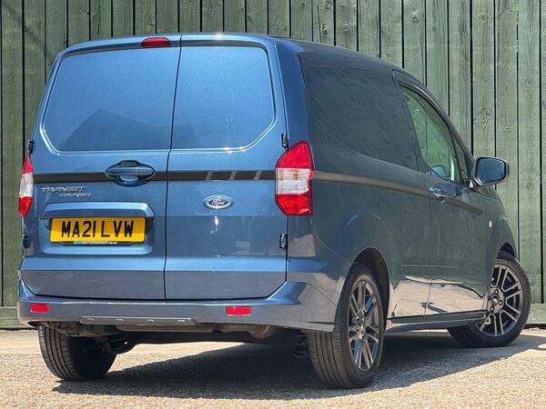 Ford Transit Courier Courier Black #13