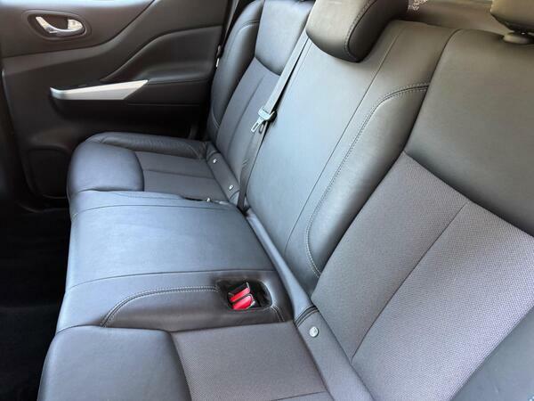 Nissan Navara Dci N-guard Shr Dcb Grey #12