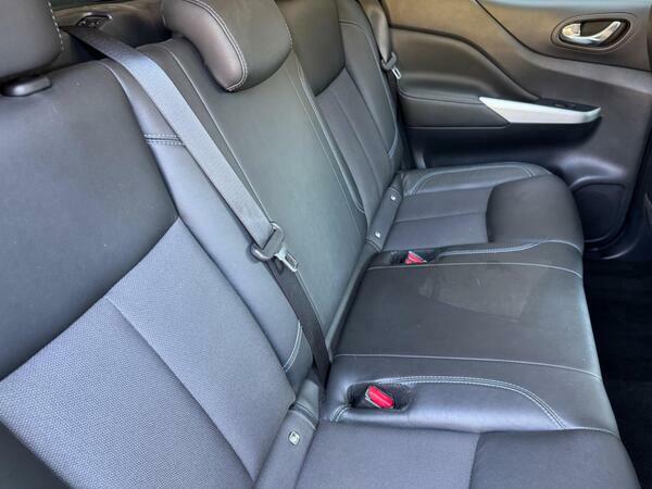 Nissan Navara Dci N-guard Shr Dcb Grey #16
