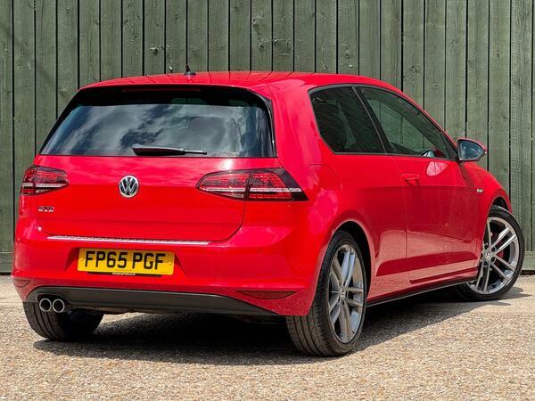Volkswagen Golf Petrol White #13