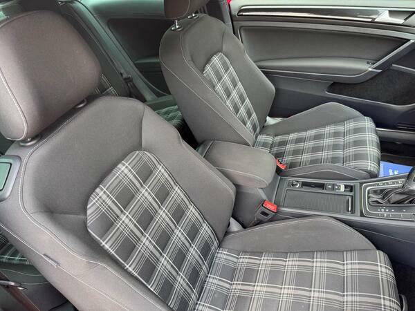 Volkswagen Golf Petrol White #8