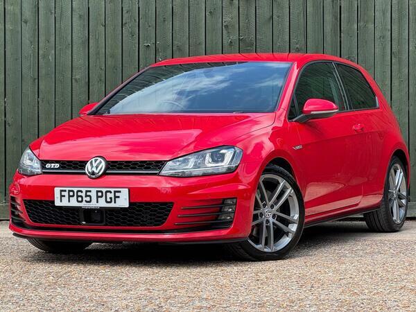 Volkswagen Golf Petrol White #5