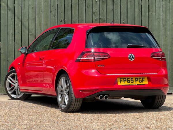 Volkswagen Golf Petrol White #7