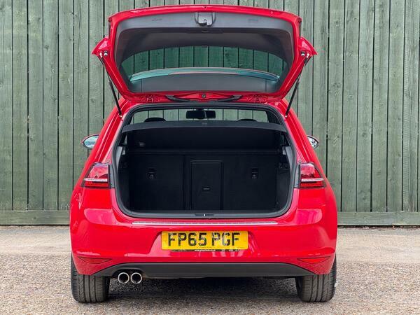 Volkswagen Golf Petrol White #41