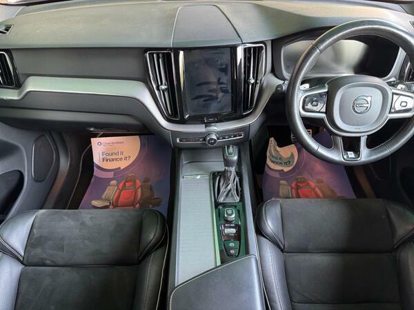 Volvo XC60 2.0 D4 R-design Awd Euro 6 Ss KW18KHX Grey #2