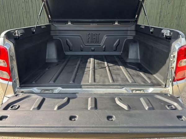 Fiat Fullback 2.4 Cross Dcb 180 Bhp Grey #39