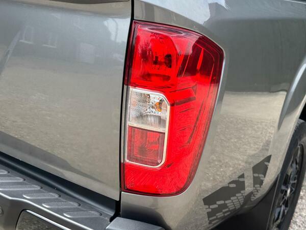 Nissan Navara Dci Tekna Shr Dcb Black #47