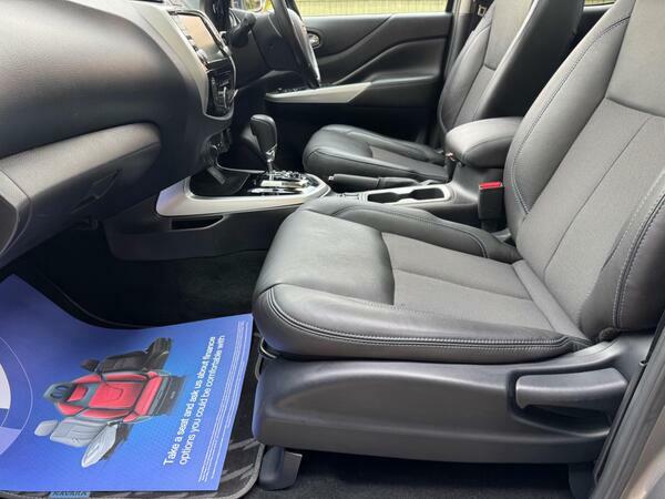 Nissan Navara Dci Tekna Shr Dcb Black #29