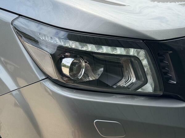 Nissan Navara Dci Tekna Shr Dcb Black #45
