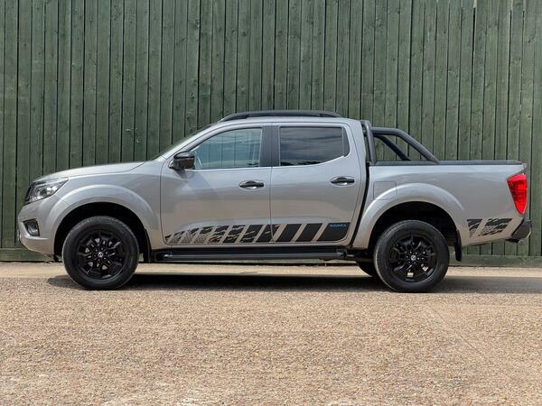 Nissan Navara Dci Tekna Shr Dcb Black #8