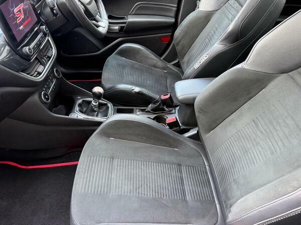 Ford Fiesta 1.5 Ecoboost St-3  #9