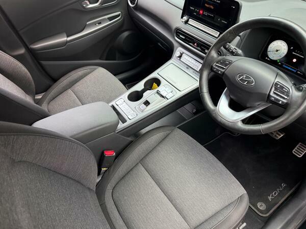 Hyundai Kona Premium Grey #8