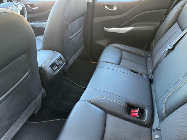 Nissan Navara Dci Tekna Shr Dcb Black #14