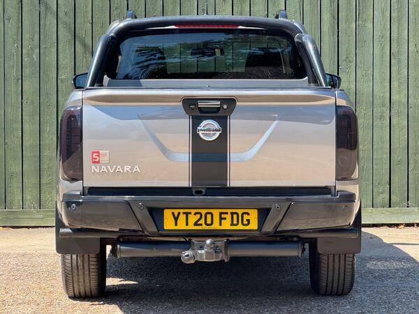 Nissan Navara Dci Tekna Shr Dcb Black #11