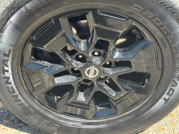 Nissan Navara Dci Tekna Shr Dcb Black #31