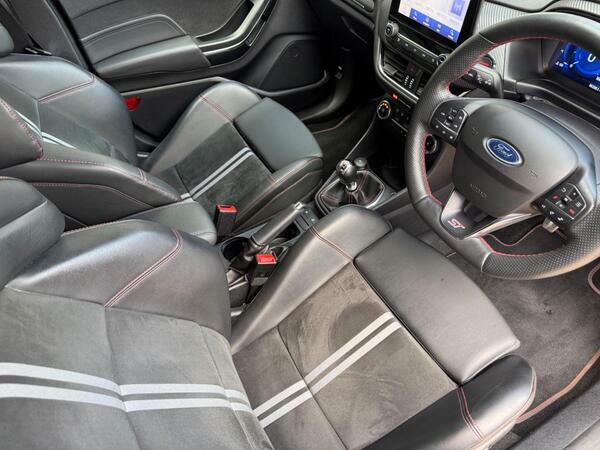 Ford Fiesta 1.0 Ecoboost St-line X Hatchback Red #8