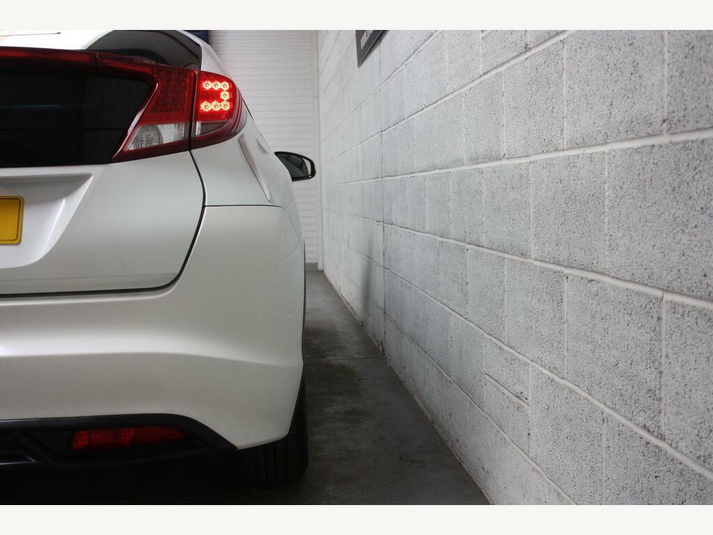 Honda Civic Hatchback 1.6 I-dtec Sr Euro 5 Ss 201463 White #10
