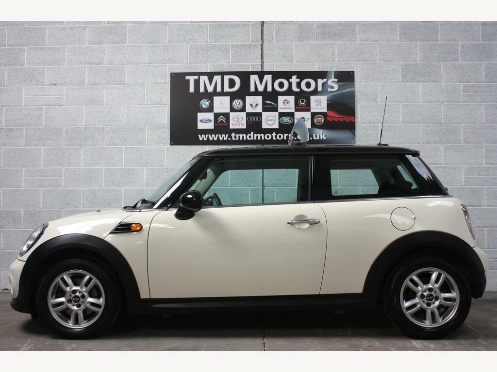 Mini Hatch 1.6 Cooper Euro 5 S S White #5
