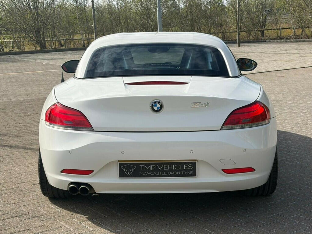 BMW Z4 2.5 23I Convertible Sdrive Euro White #4