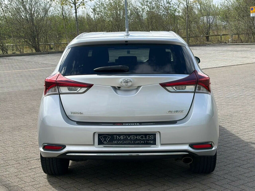 Toyota Auris 1.2 Vvt-i Design Hatchback Euro Silver #2
