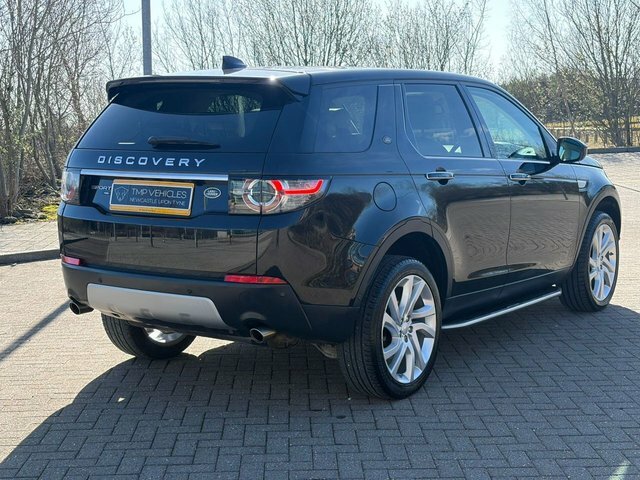 Land Rover Discovery Sport 2018 2.0 Td4 Hse Luxury Suv 4Wd Eu Black #2