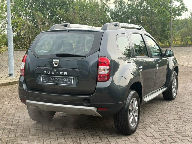 Dacia Duster 2018 1.2 Tce Laureate Suv Euro 6 Grey #2