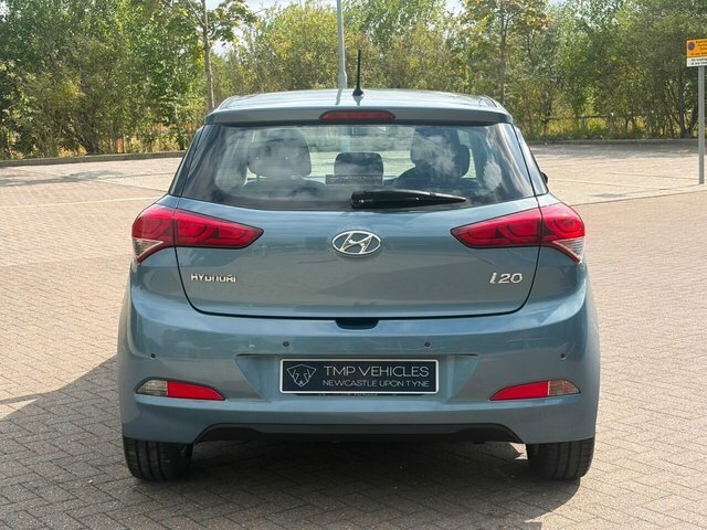 Hyundai I20 1.2 Se Red #7
