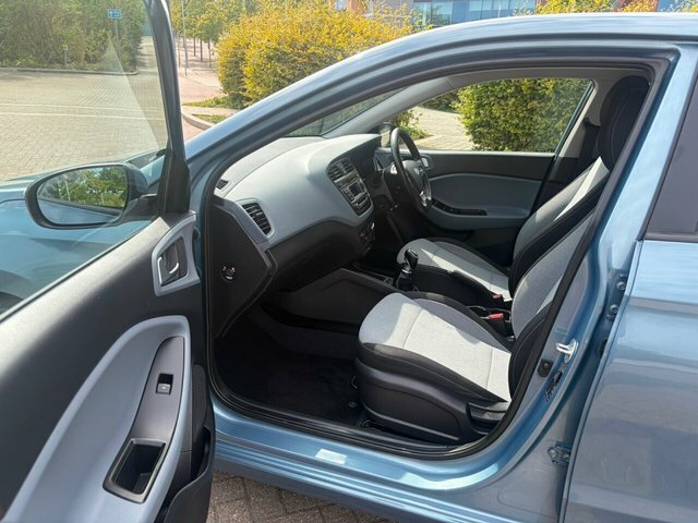 Hyundai I20 1.2 Se Red #23