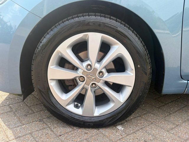 Hyundai I20 1.2 Se Red #25