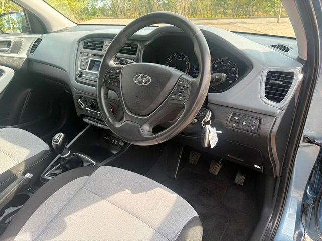 Hyundai I20 1.2 Se Red #19