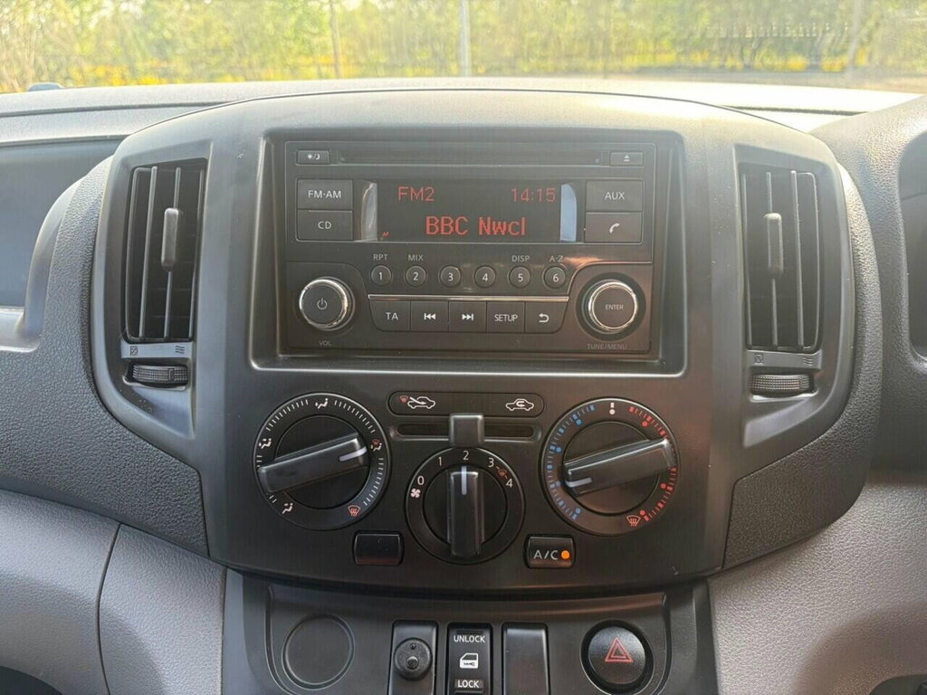 Nissan NV200 1.5 Dci Acenta Panel Van 6Dr White #31
